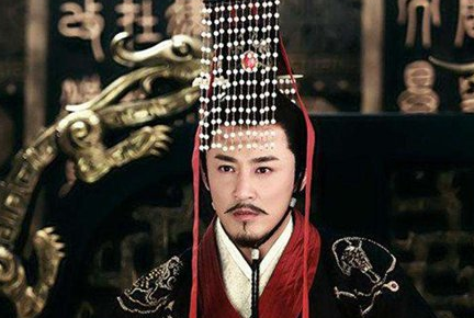 汉朝的官员满足什么条件才能退休？退休后会获得什么待遇？