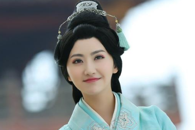 班昭为什么要著写《女诫》？班昭是个怎么样的人？