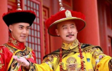 嘉庆被立为太子为什么要去祭拜一个小孩？嘉庆祭拜的是谁？