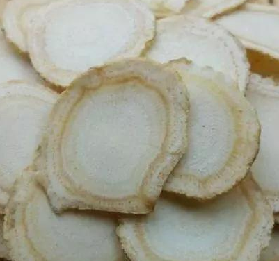 清朝官员早上不允许吃饭 为什么还要口中含一块人参