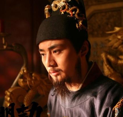 明朝都出现几个昏君 清朝为什么一个昏君都没有