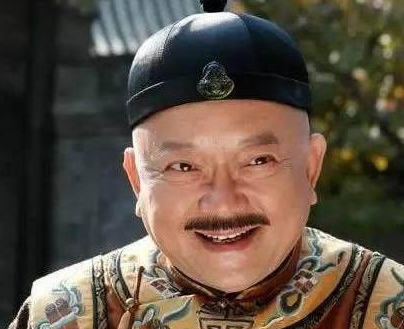 清朝和珅究竟贪污多少银子 换做现在是多少人民币