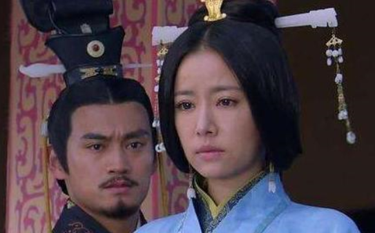 历史上同名不同姓的两个妃子，阴丽华和张丽华结局分别如何？
