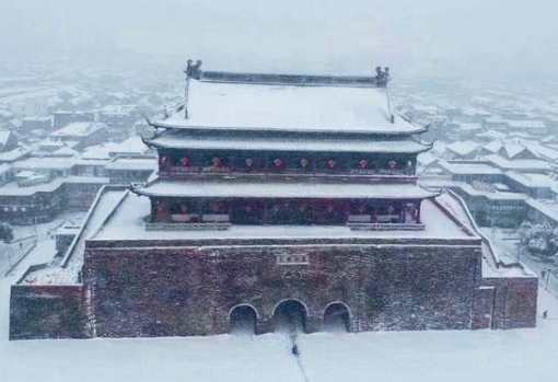 “自从出了朱皇帝，十年倒有九年荒”出自哪里？古代的凤阳真是如此吗？