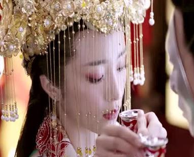 此女9岁就与皇帝订婚，八年后出嫁最后结局如何？