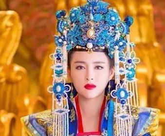 此女野心大过武则天，当上皇后垂帘听政