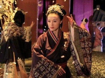 戚夫人斗不过吕后，吕后成赢家却失去了丈夫和儿子