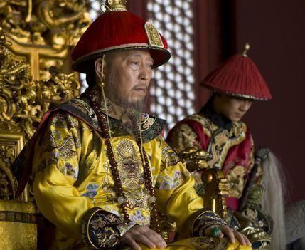 乾隆皇帝是如何败家的 六千万两银子在二十年时间里被挥霍一空