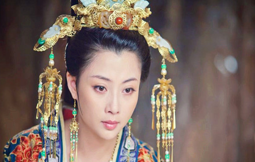 聪慧贤淑的高滔滔，是怎么成为一代贤后的？