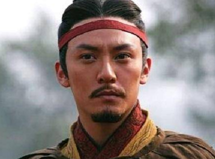 东吴能平分天下靠的是什么？是周瑜鲁肃吗