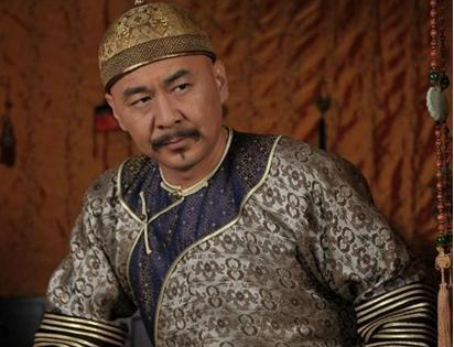 为什么乾隆这么爱写诗？乾隆写的诗质量如何？