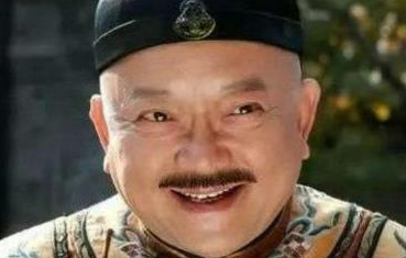 老谋深算的和珅，为何没有面对嘉庆的制裁不反抗呢？