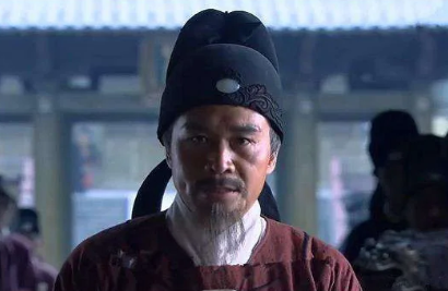 此人得不到重用去隐居山林，做隐士后反而引起皇帝重视