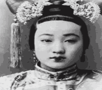 珍妃被丢进井中一年才被捞起来 珍妃当时的惨状是什么样的