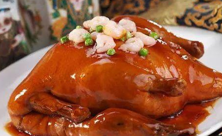 古代皇帝在饮食上都有什么规矩？和平民吃的食物又有何区别 