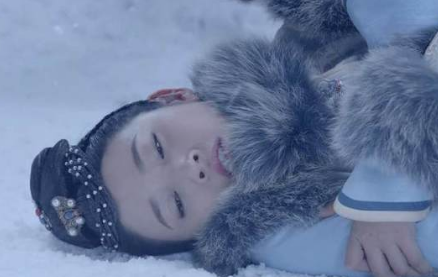 华妃为什么会不得宠？十几年一胎，是孝庄太后老乡