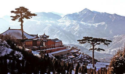 恒山：中国塞外第一山，亦为五岳名山之一