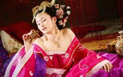 从身份低微的歌女到司马曜宠妃，陈归女结局如何？