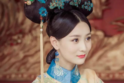 赫舍里氏本是顺治帝的秀女，为什么会变成安亲王岳东的福晋？