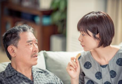 《小大夫》国庆热播，王真儿承包了本剧的最大笑点