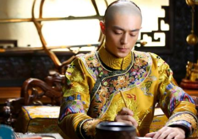 乾隆帝执政期间，为什么要为一众叔叔和先祖平反？