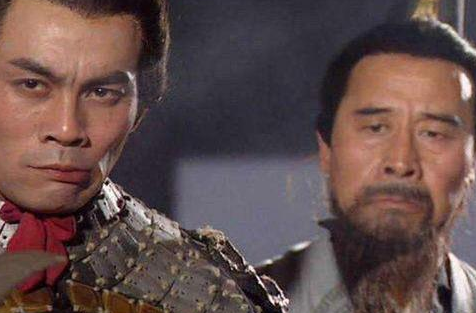 吕布杀死丁原之后 手底下的人为什么不替他报仇