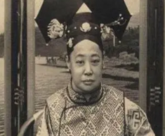 瑾妃的书法有什么特点？和她人一样的干净利落