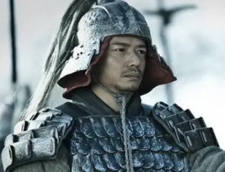 韩信没接受过什么专业教育，为什么之后能够一鸣惊人？