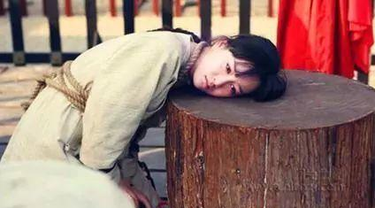 古代诛九族的时候 他们的亲人为什么等死都不愿意逃跑