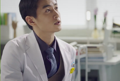 《了不起的儿科医生》正在热播中，一向清醒的邓大神为何犯了浑