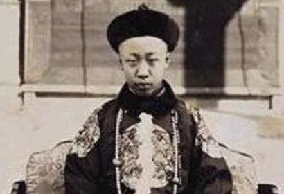 历史上妃子休皇帝的妃子是谁？傅仪有多少妃子？
