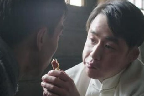 《新世界》小耳朵是谁演的？小耳朵最后死了吗？