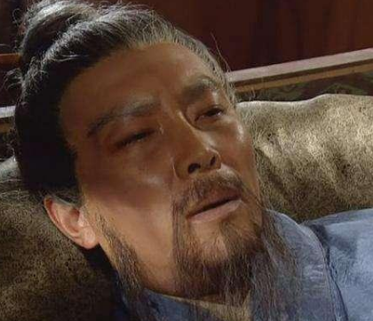 巅峰时期的刘备是什么样的 刘备有多大的地盘,有多少兵马