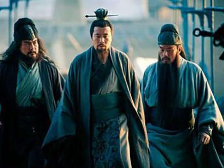 刘表竟然不信任刘备 刘表为什么还要内纳刘备