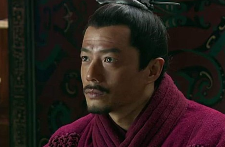 韩信的身份背景是什么？为什么韩信有大将之才？