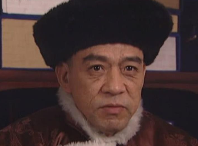 隆科多起初只是一个小小的侍卫，为何能得到康熙的宠信？