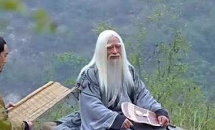 孔丘叫孔子，墨翟叫墨子，李耳为什么会叫老子？