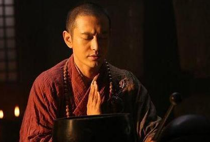玄奘取经回唐之后，为何唐朝皇帝屡屡邀请他还俗做官？