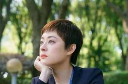 《安家》翟副总为什么要送假包 翟副总的目的是什么