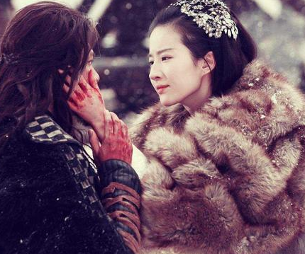 虞姬为什么宁愿自杀都不愿意落到刘邦手里 其实道理很简单