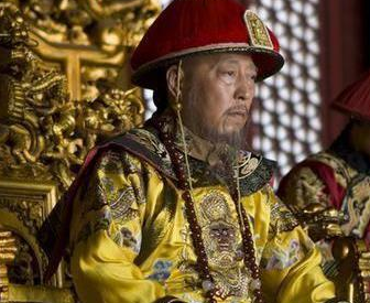 弘昼经常打劫运钞车，乾隆为什么不罚他？