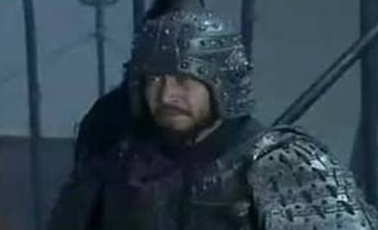 酽良为什仫会被关羽杀掉？是他打不过吗