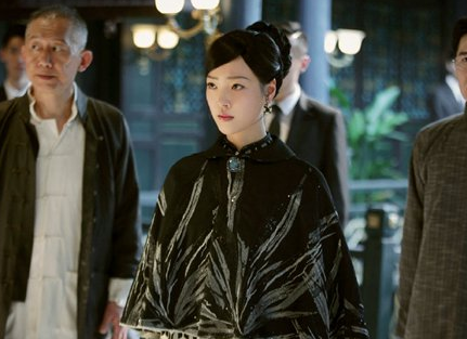 《秋蝉》饰演靳香的人叫什么名字 靳香喜欢的人是谁