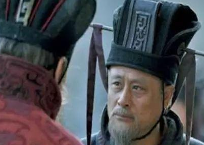 颜良为什么会被关羽一刀砍翻马下？真的是他太弱了吗