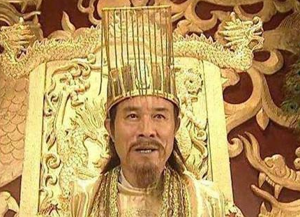 同样都是被逼迫退位成为太上皇 两人的晚上生活为何完全不同