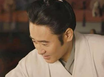 曹丕登基称帝后，丁氏为什么会被满门抄斩？