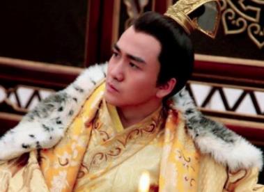 大臣喝醉酒公开咒骂皇帝，结果如何？