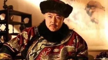 即位顺利的乾隆，为何为那些被雍正惩罚的人平反呢？