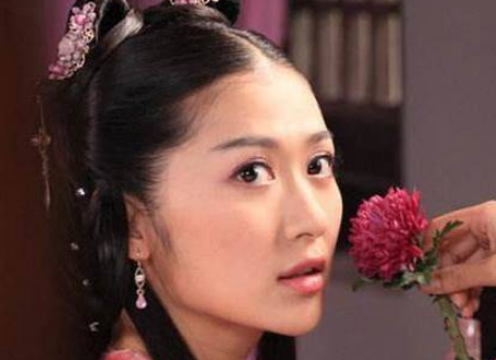 陈丽卿的实力怎么样？巾帼不让须眉的绝世美女