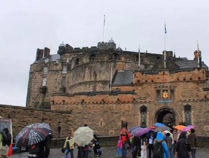 古代城墙能够起防御作用 西方世界为什么不修城墙